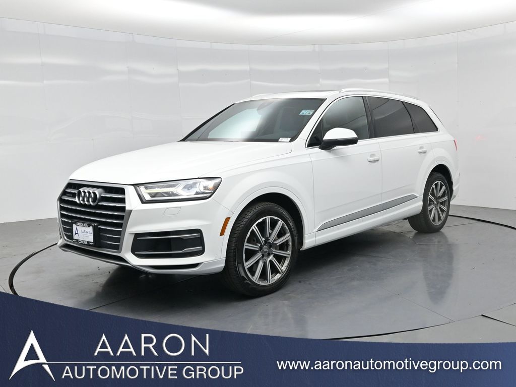 Carrara White 2018 Audi Q7 SUV / Crossover All-Wheel Drive 
