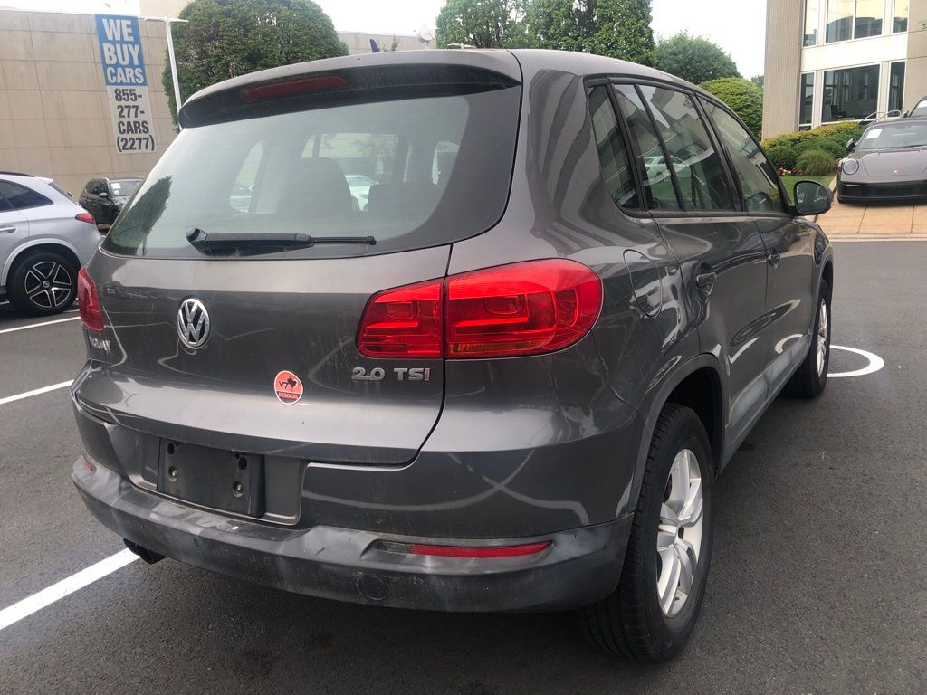 Thumbnail: 2014 Volkswagen Tiguan - 4