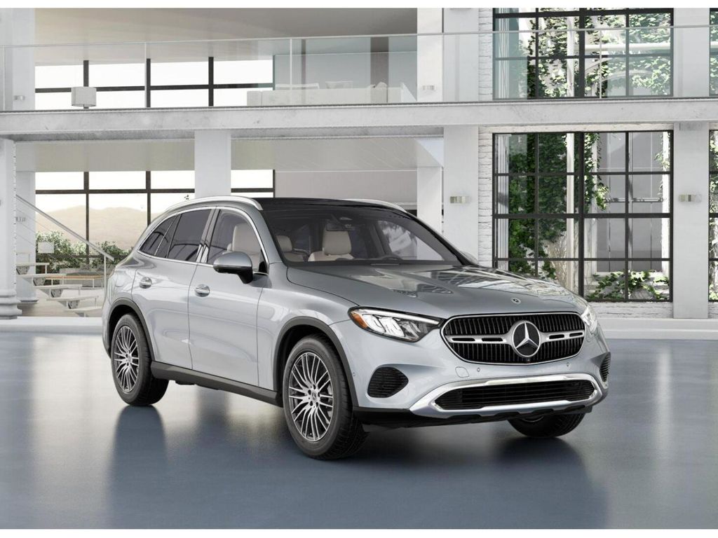 2025 Mercedes-Benz GLC GLC 300 10