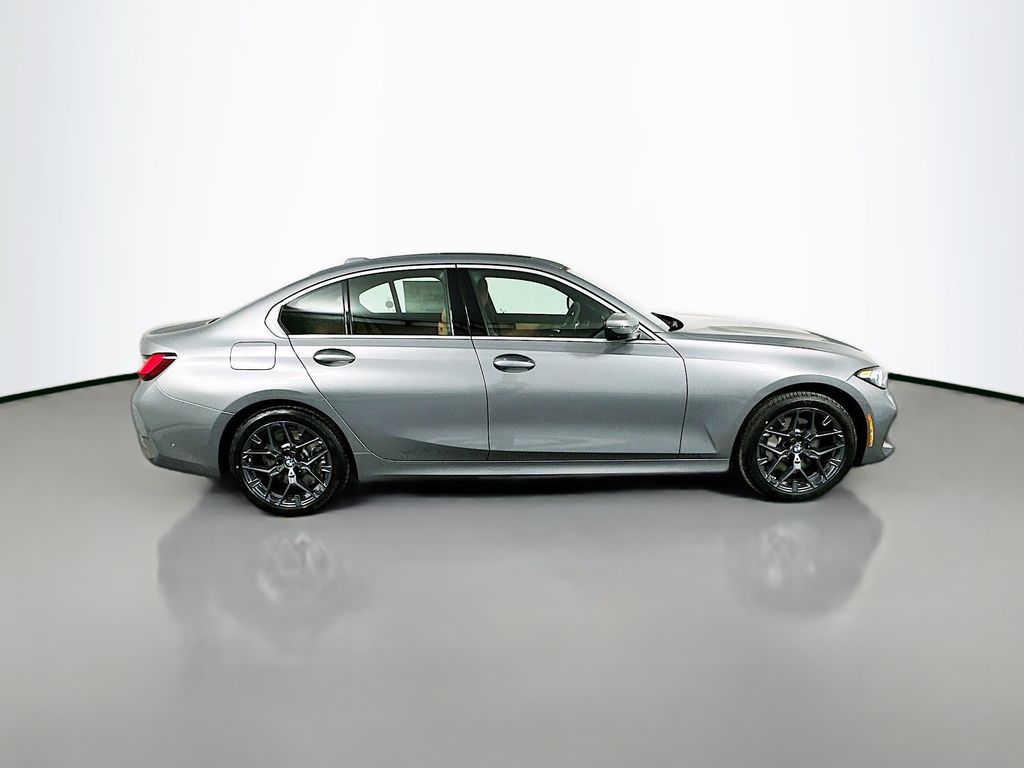 Thumbnail: 2026 BMW 3 Series - 4
