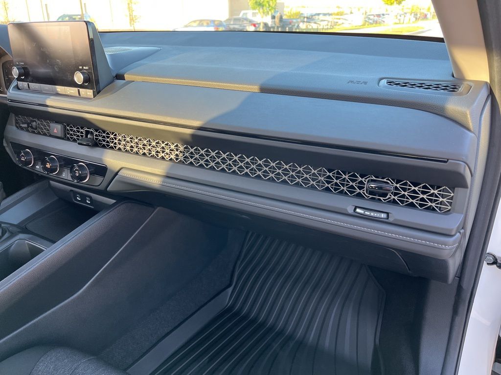 2024 Honda Accord LX 28