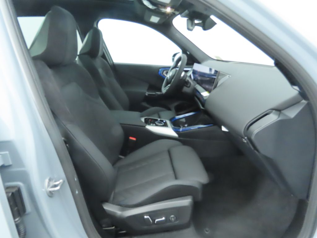 Thumbnail: 2026 BMW X3 - 21