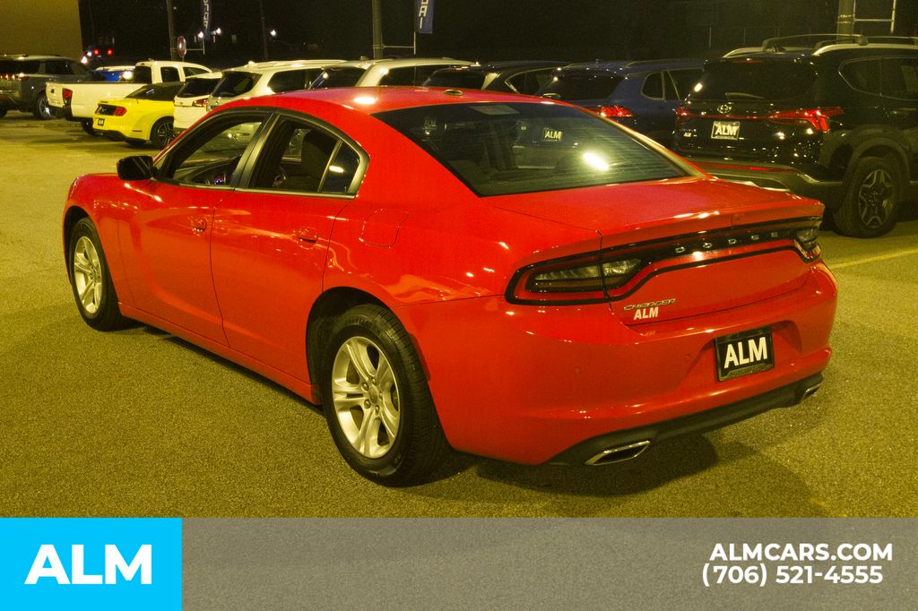 2022 Dodge Charger SXT photo 8