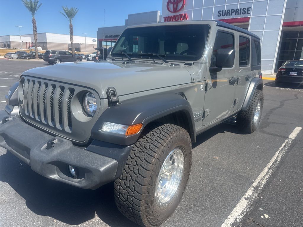 Thumbnail: 2019 Jeep Wrangler - 3