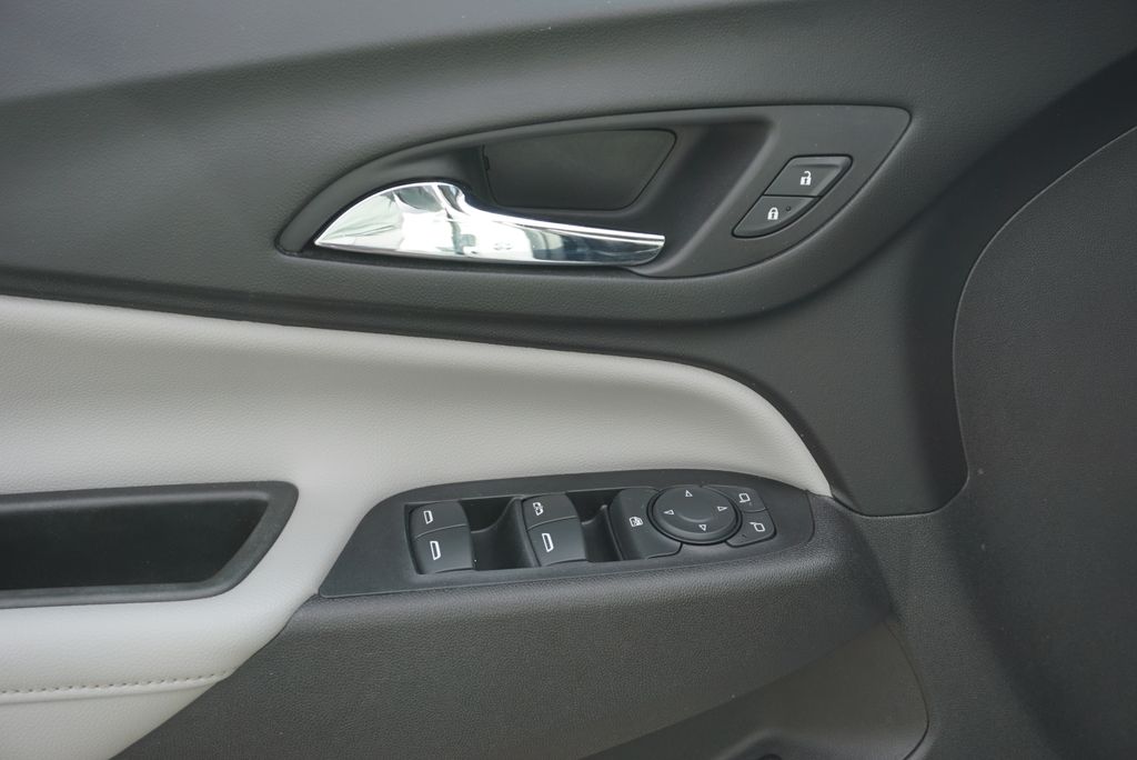 Thumbnail: 2019 Chevrolet Equinox - 23