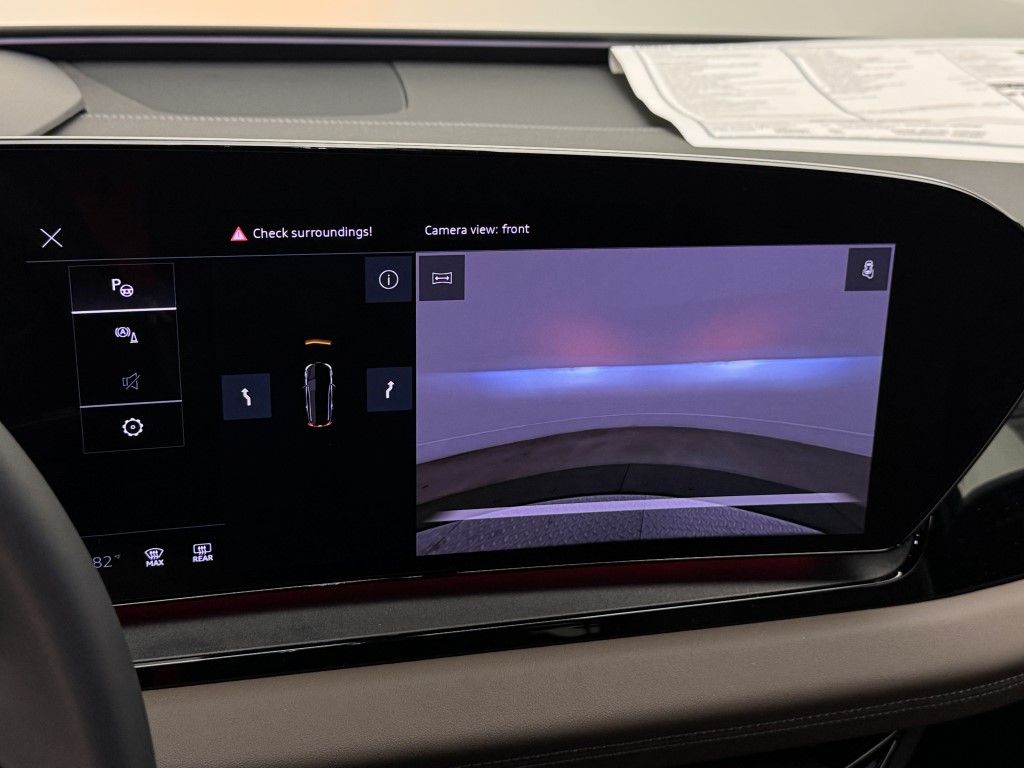 2025 Audi e-tron Premium 29