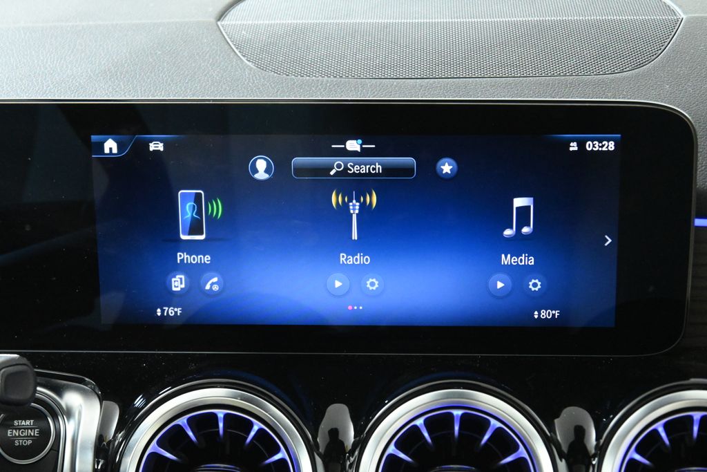 Thumbnail: 2026 Mercedes-Benz GLB - 21