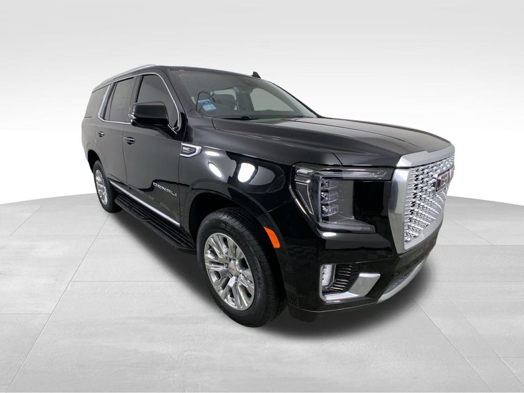 2024 GMC Yukon Denali 8