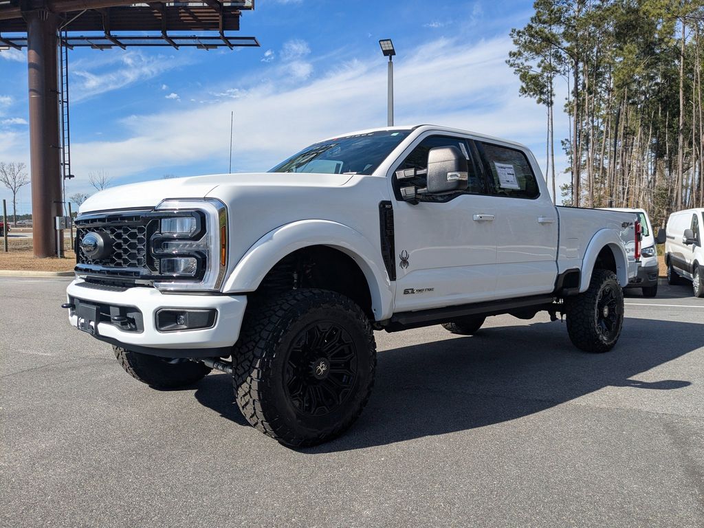 2026 Ford F-250 Super Duty Black Widow