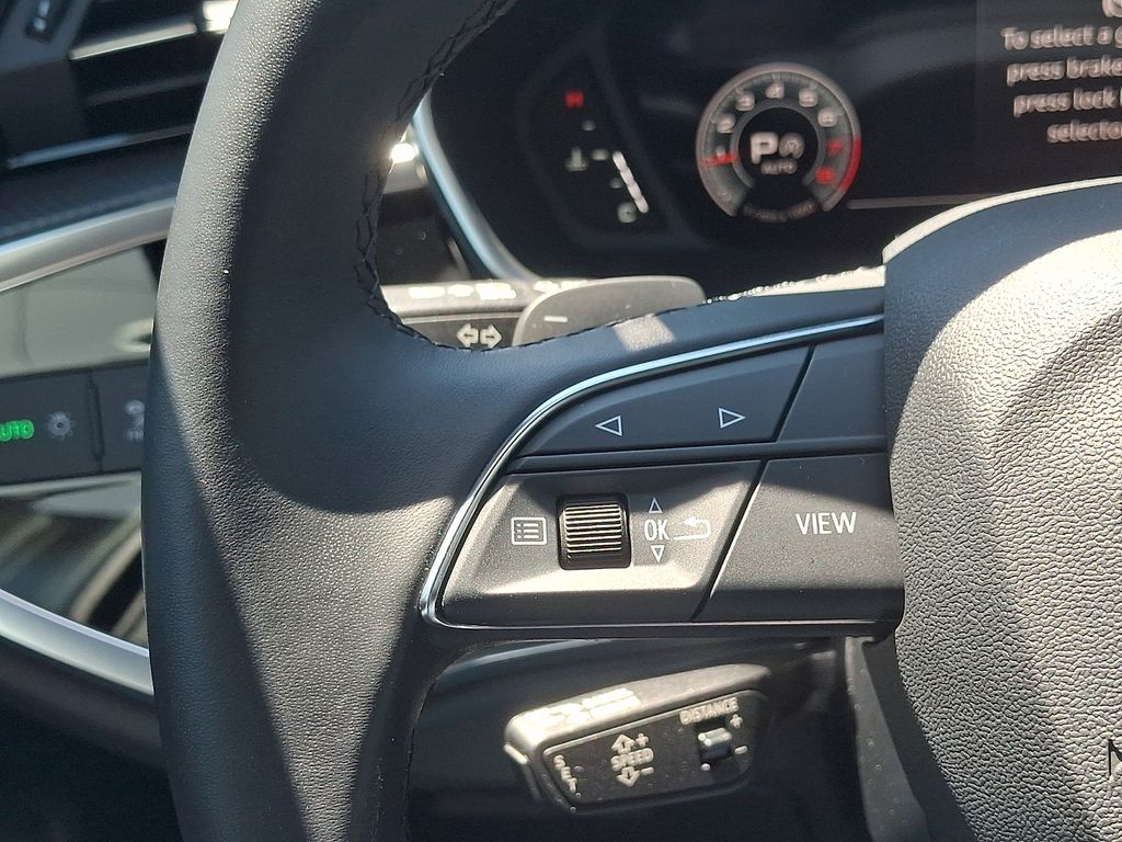 Thumbnail: 2023 Audi Q3 - 22
