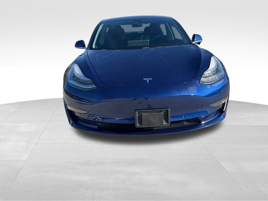 2018 Tesla Model 3 Mid Range 3