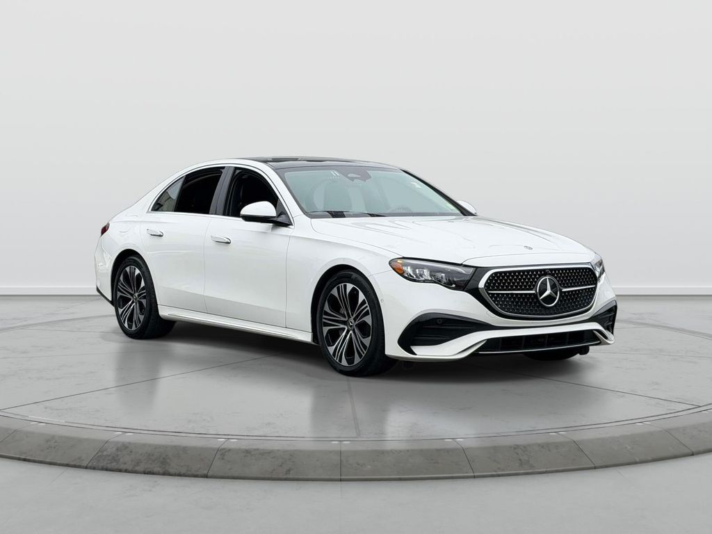 2025 Mercedes-Benz E-Class E350 4MATIC's photo