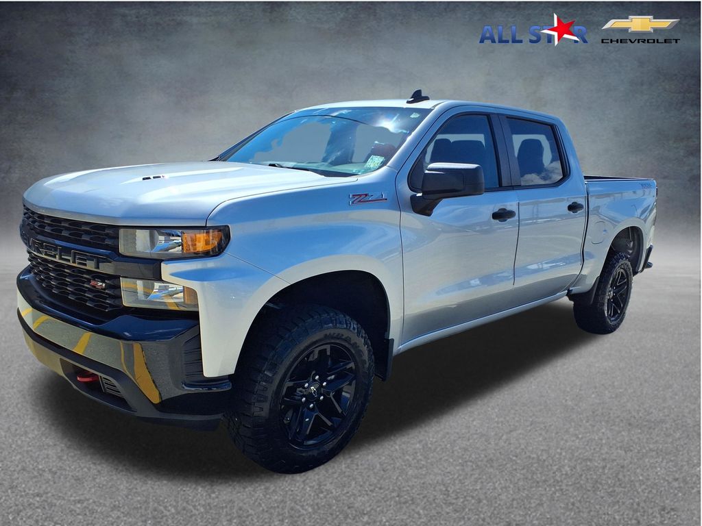 Silver Ice Metallic 2021 Chevrolet Silverado 1500 Custom Trail Boss Crew Cab 4WD Pickup Truck Four-Wheel Drive Automatic
