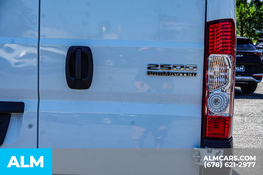 Used 2025 White Ram High Roof image 12