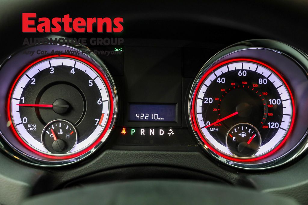 Used 2019 Gray Dodge SE image 18