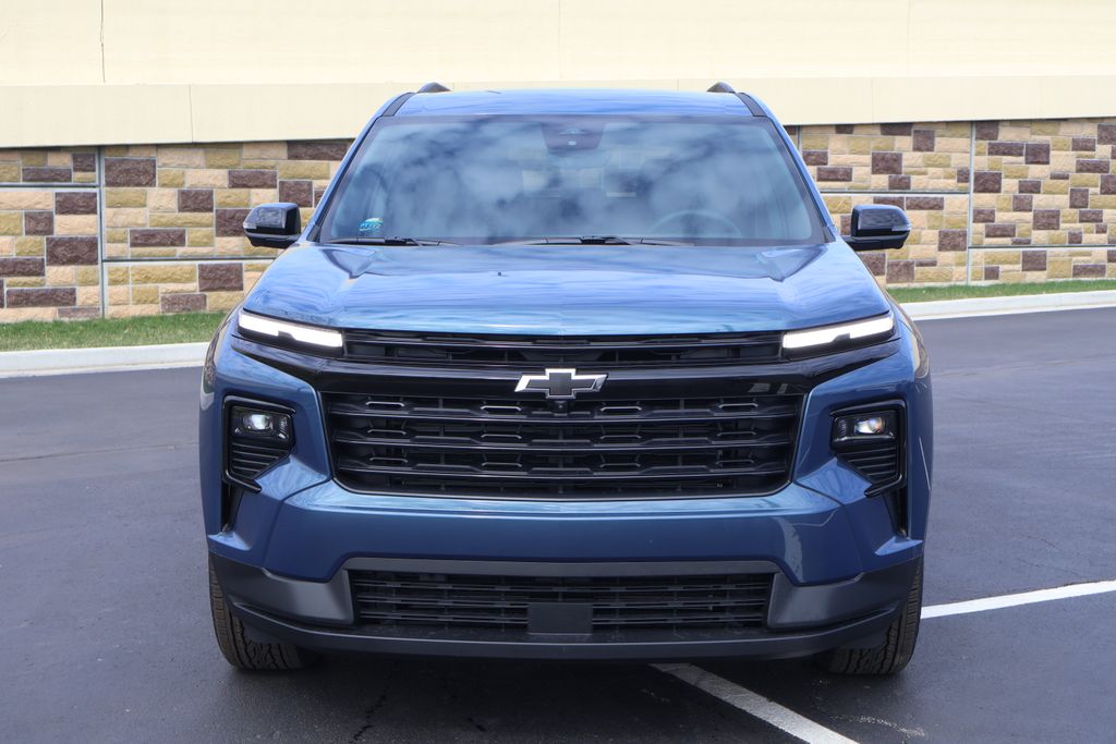 Thumbnail: 2026 Chevrolet Traverse - 2