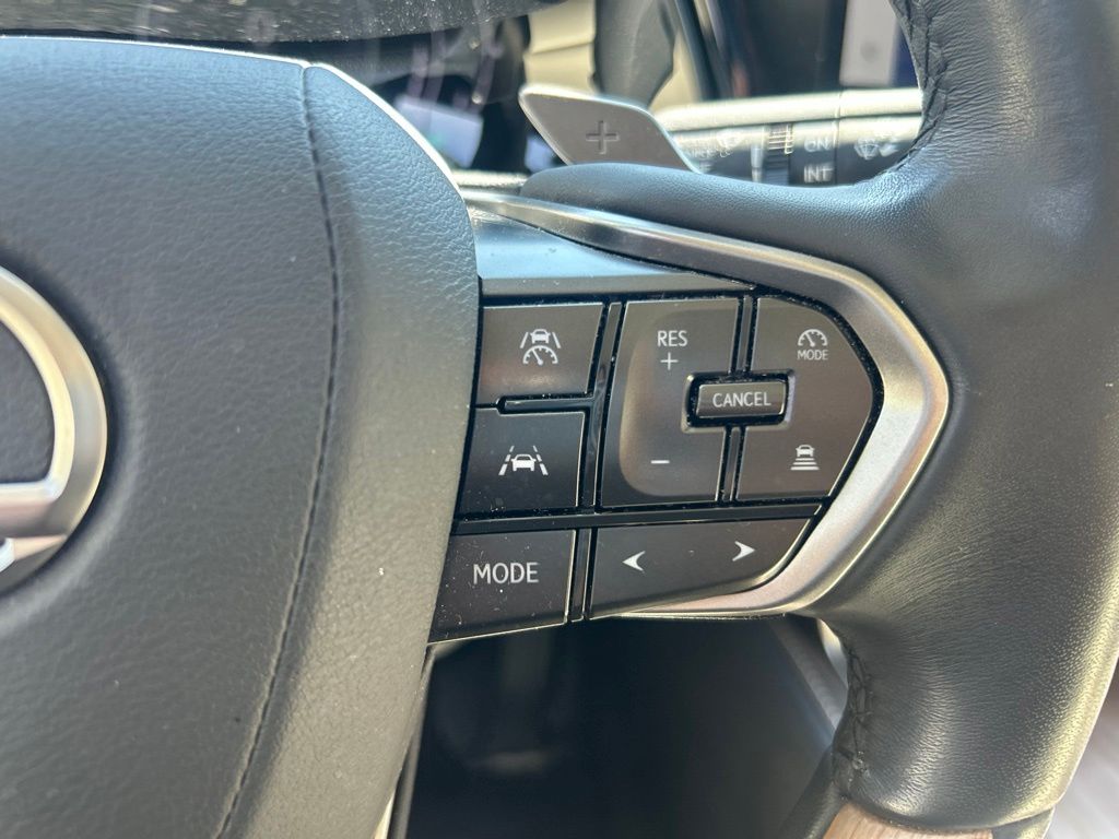 Used 2023 Black Lexus 350h Premium image 21