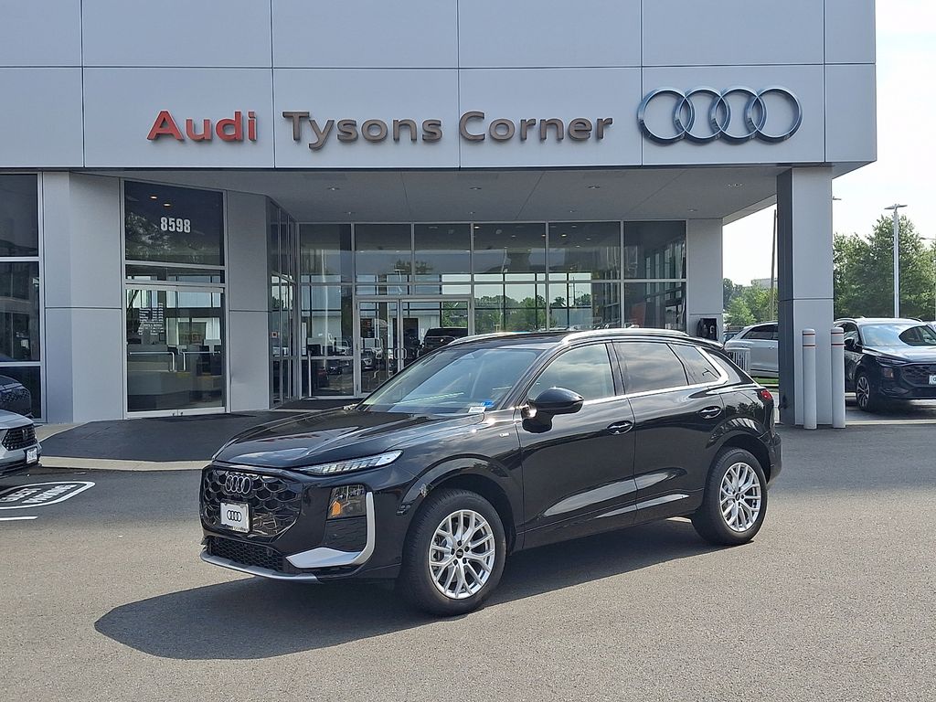 Thumbnail: 2026 Audi Q3 - 1