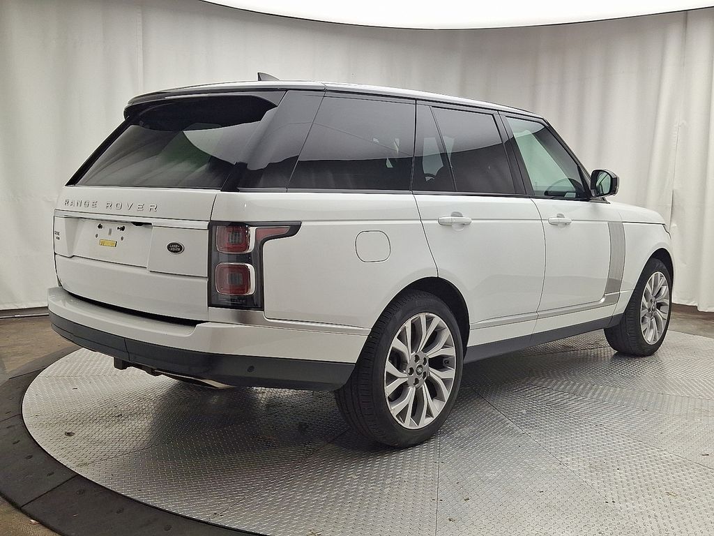 Thumbnail: 2020 Land Rover Range Rover - 4