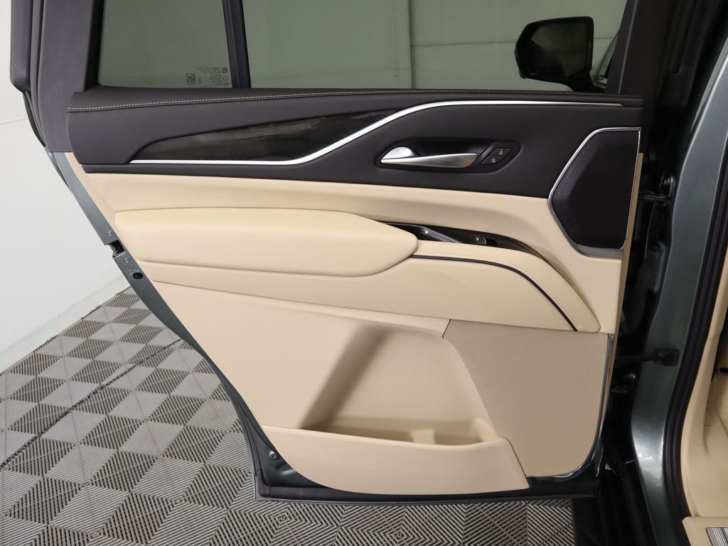 2024 Cadillac Escalade Premium Luxury 30