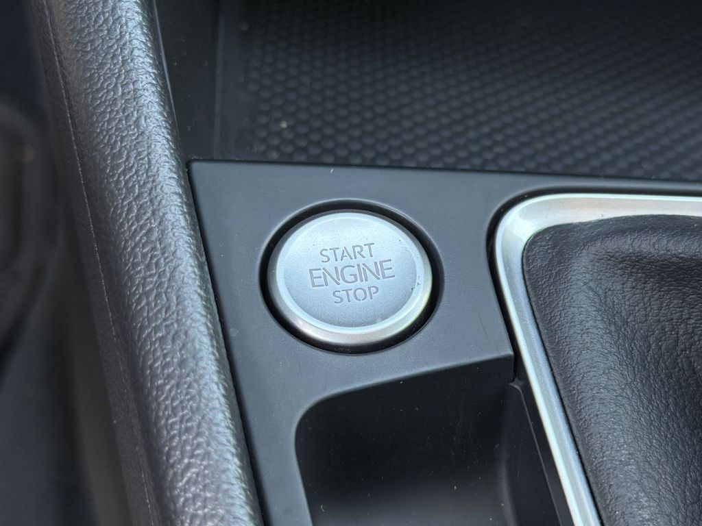 Used 2022 Volkswagen Jetta Sedan