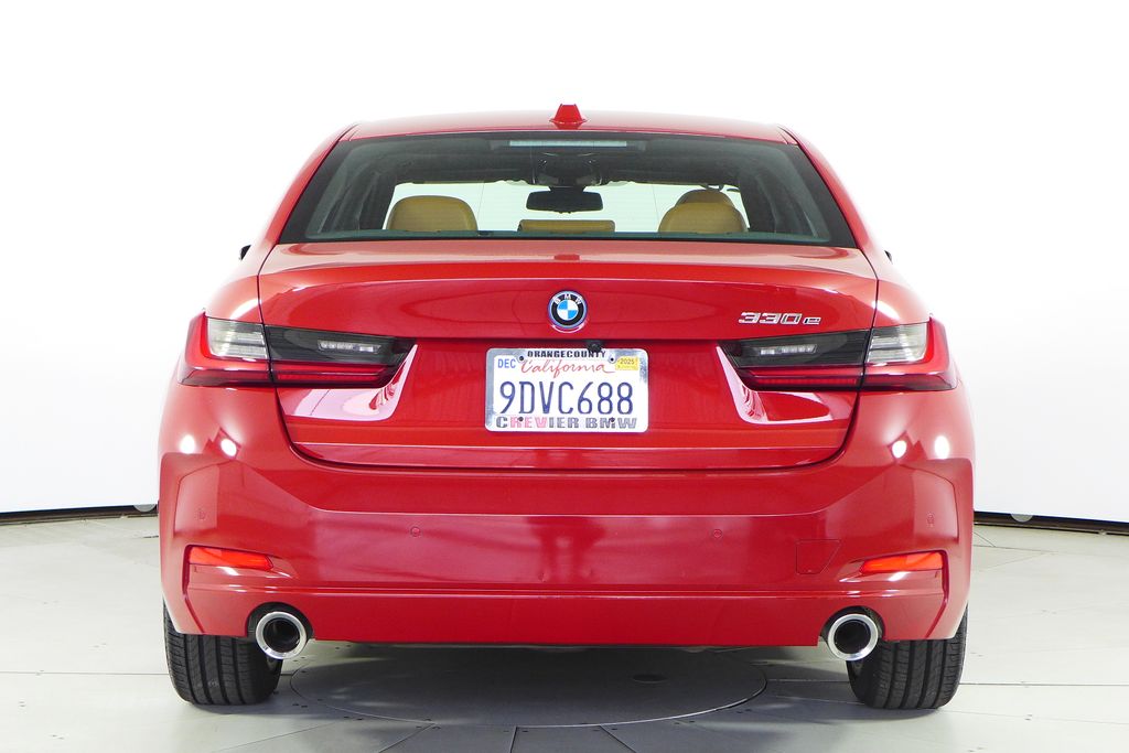 Thumbnail: 2023 BMW 3 Series - 8