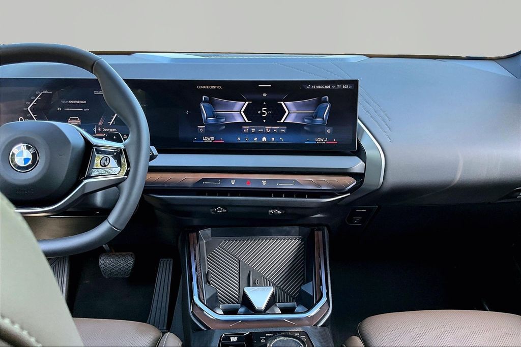 2026 BMW X3 30 - Photo 9