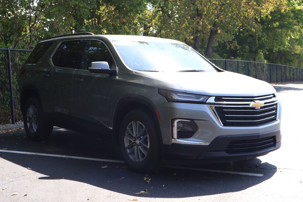 Thumbnail: 2023 Chevrolet Traverse - 12
