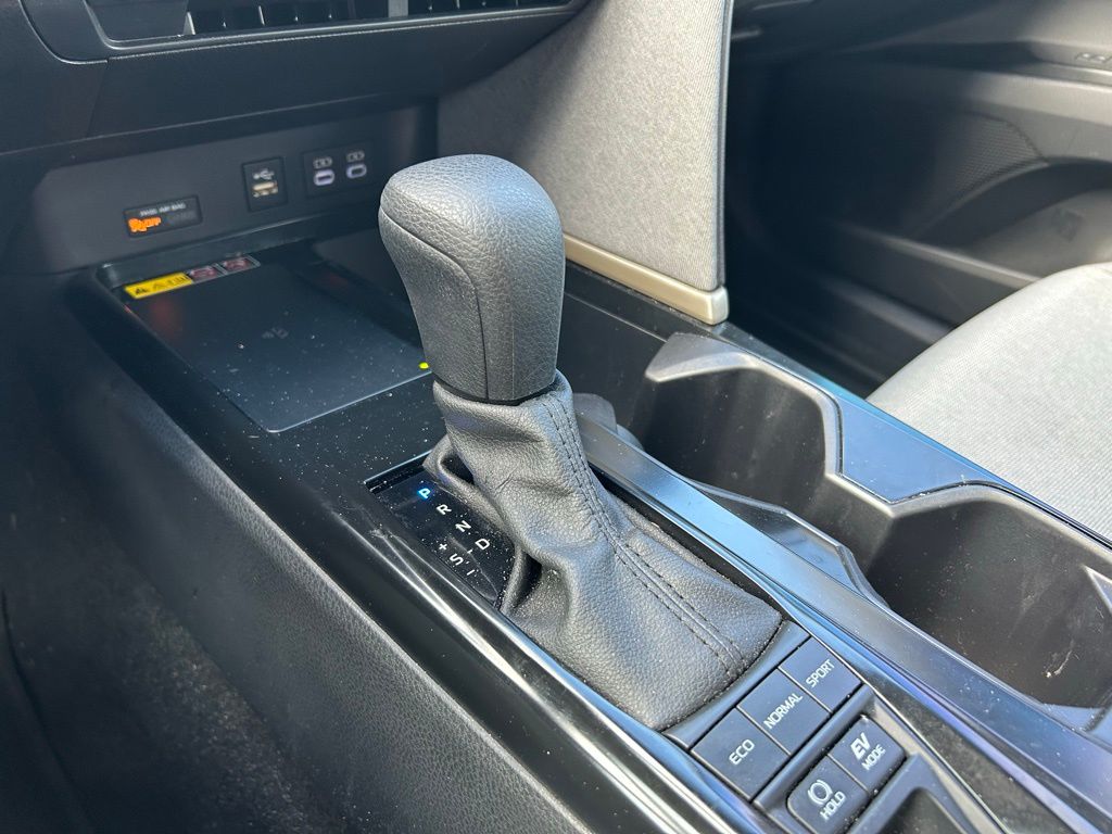 Thumbnail: 2025 Toyota Camry - 26