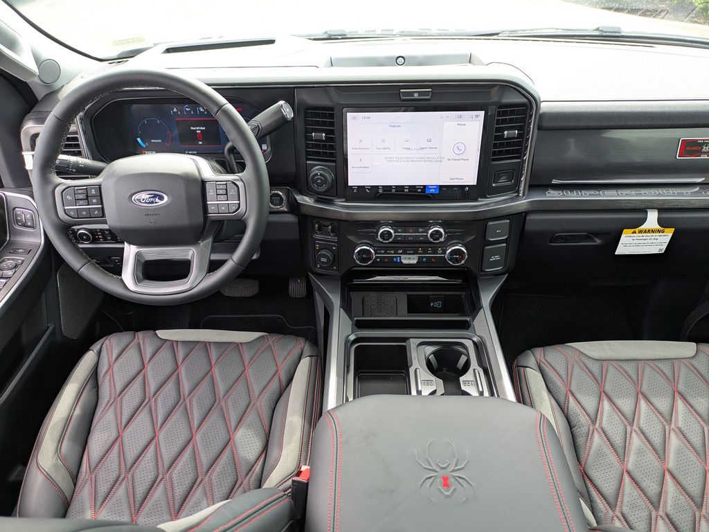 2026 Ford F-250 Super Duty Black Widow