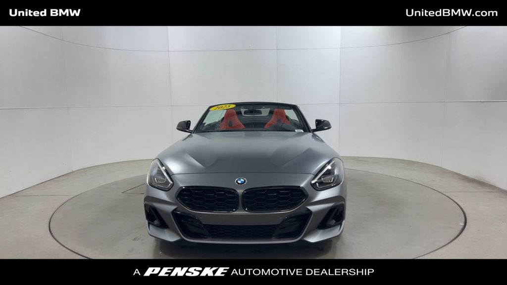 2025 BMW Z4 M40i 3