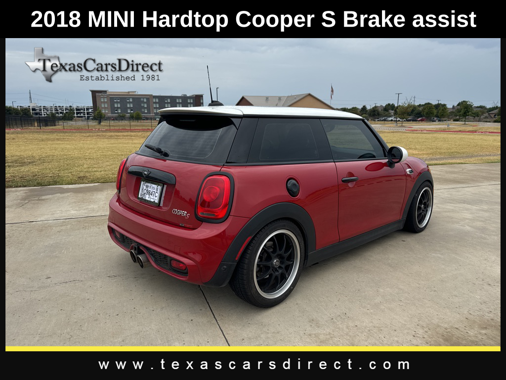 2018 MINI Cooper S Base 11