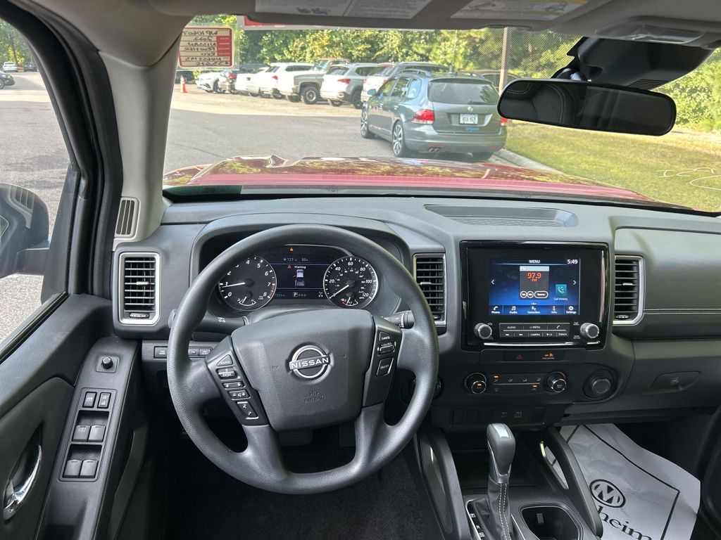 2022 Nissan Frontier SV 21