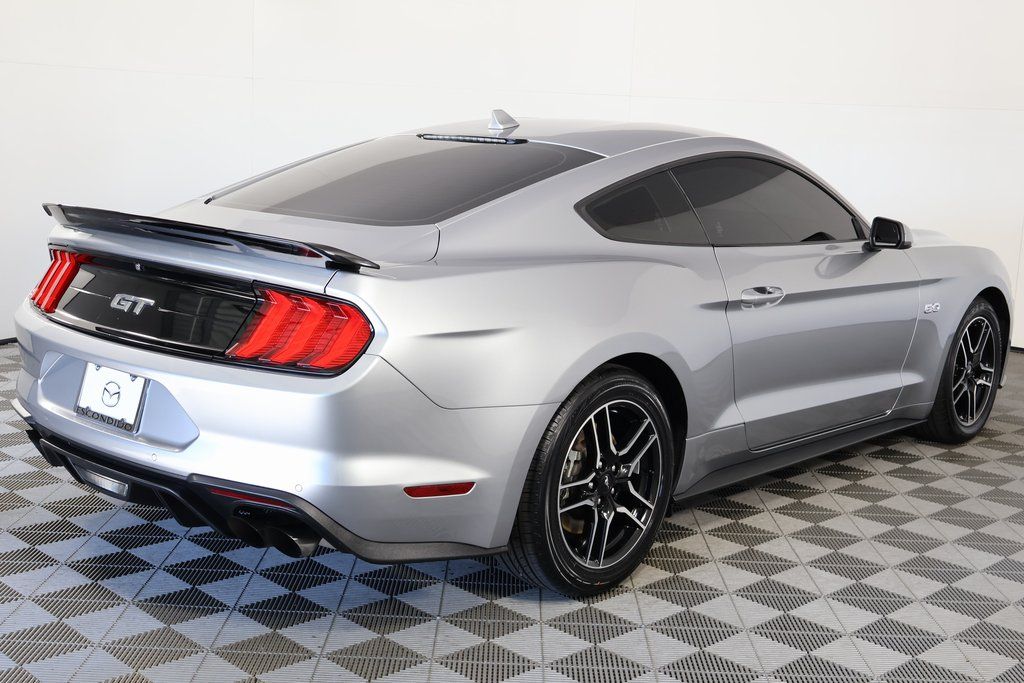 Thumbnail: 2022 Ford Mustang - 4