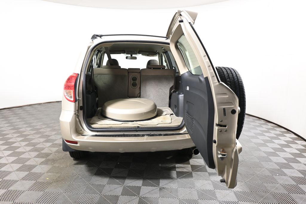 Thumbnail: 2007 Toyota RAV4 - 31