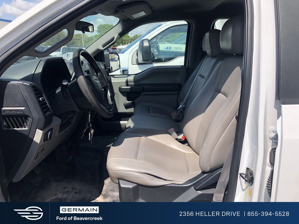 Used 2019 White Ford XL image 4