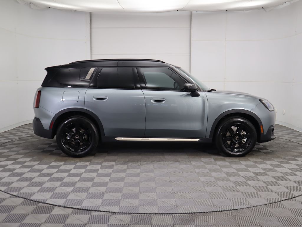 Thumbnail: 2026 MINI Cooper Countryman - 4