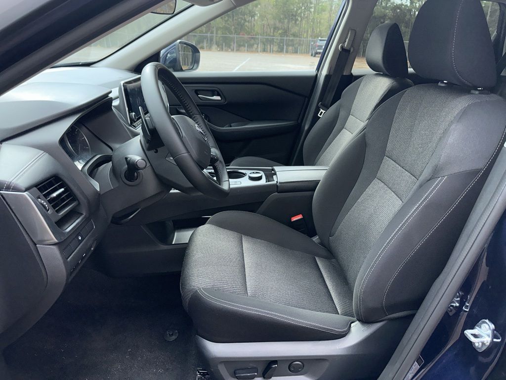 used 2025 Nissan Rogue car, priced at $22,991