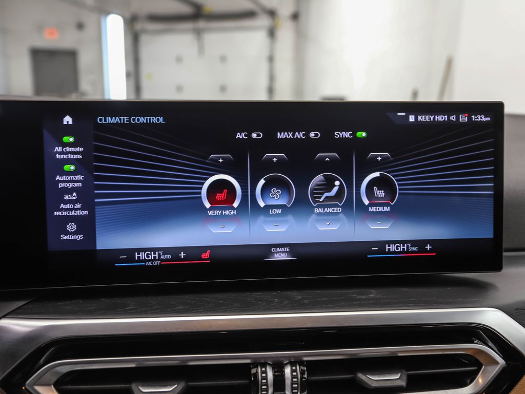 Thumbnail: 2023 BMW i4 - 18