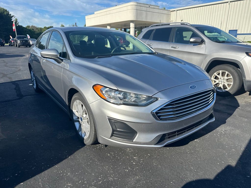 Iconic Silver Metallic 2020 Ford Fusion Hybrid Sedan Front-Wheel Drive Continuously Variable Transmission