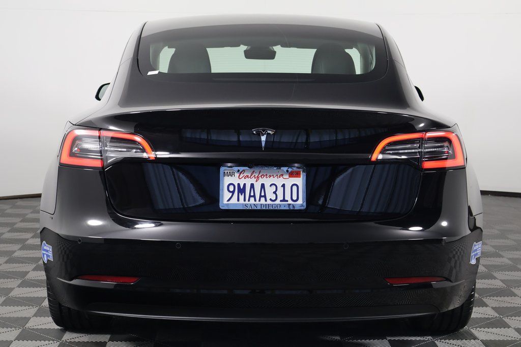 Thumbnail: 2021 Tesla Model 3 - 5