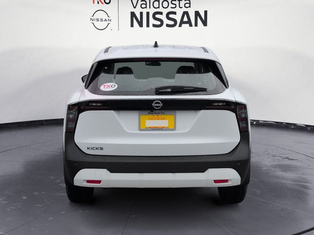 New 2026 Nissan Kicks SUV
