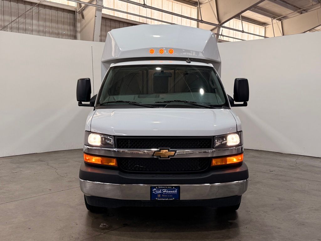 2025 Chevrolet Express 3500 Work Van