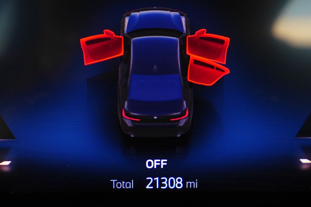 Thumbnail: 2023 BMW 3 Series - 32