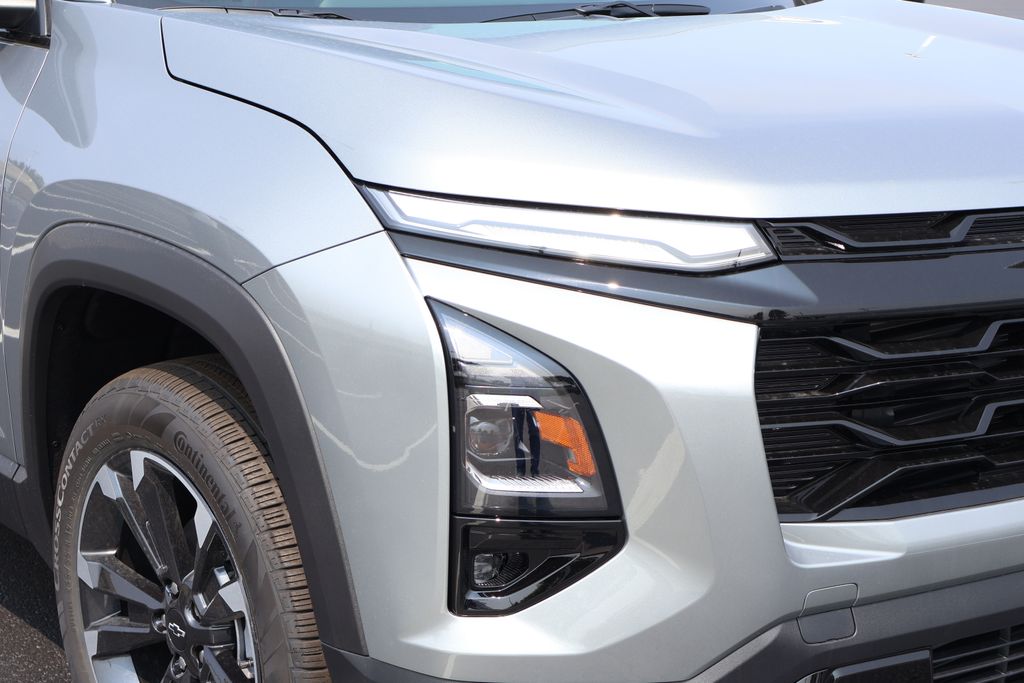 Thumbnail: 2026 Chevrolet Equinox - 3