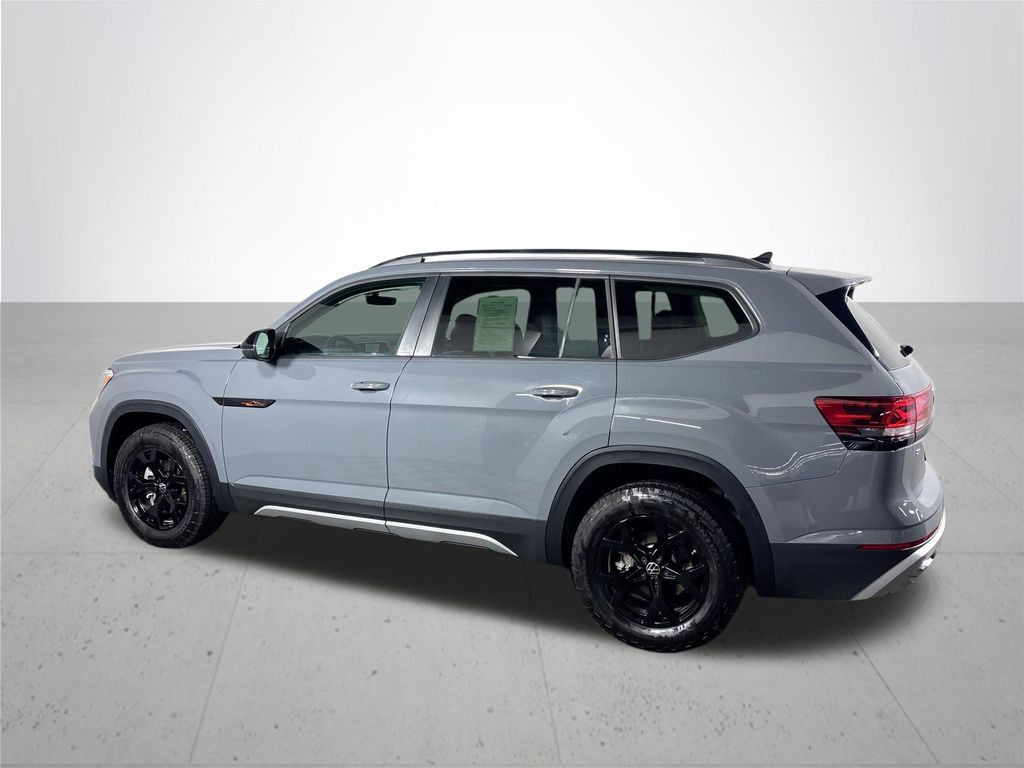 2025 Volkswagen Atlas 2.0T Peak Edition