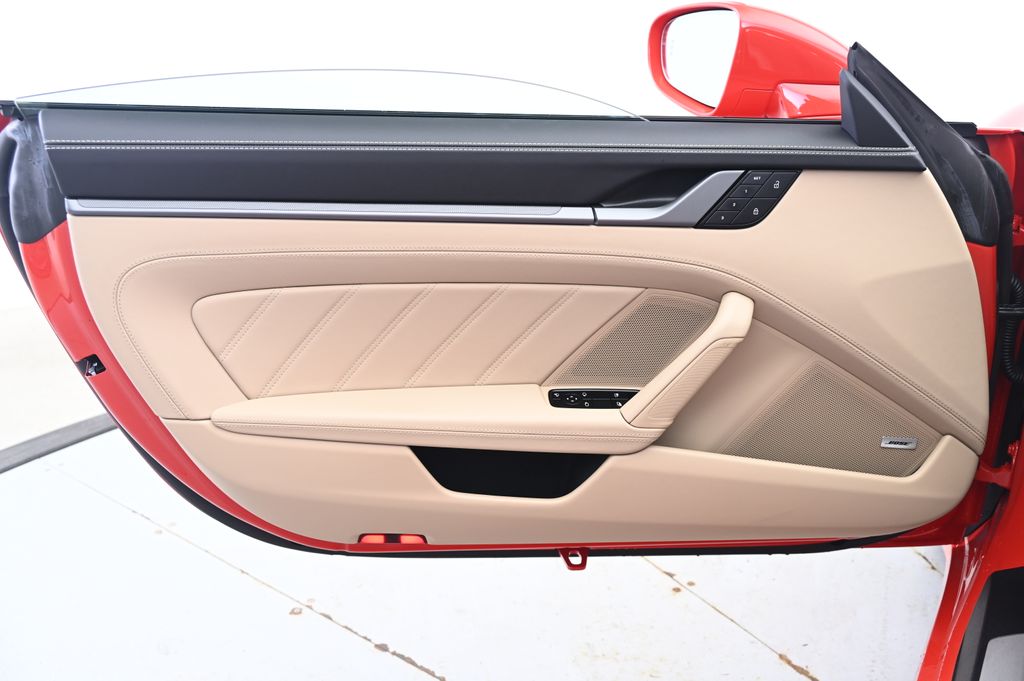 Thumbnail: 2024 Porsche 911 - 22
