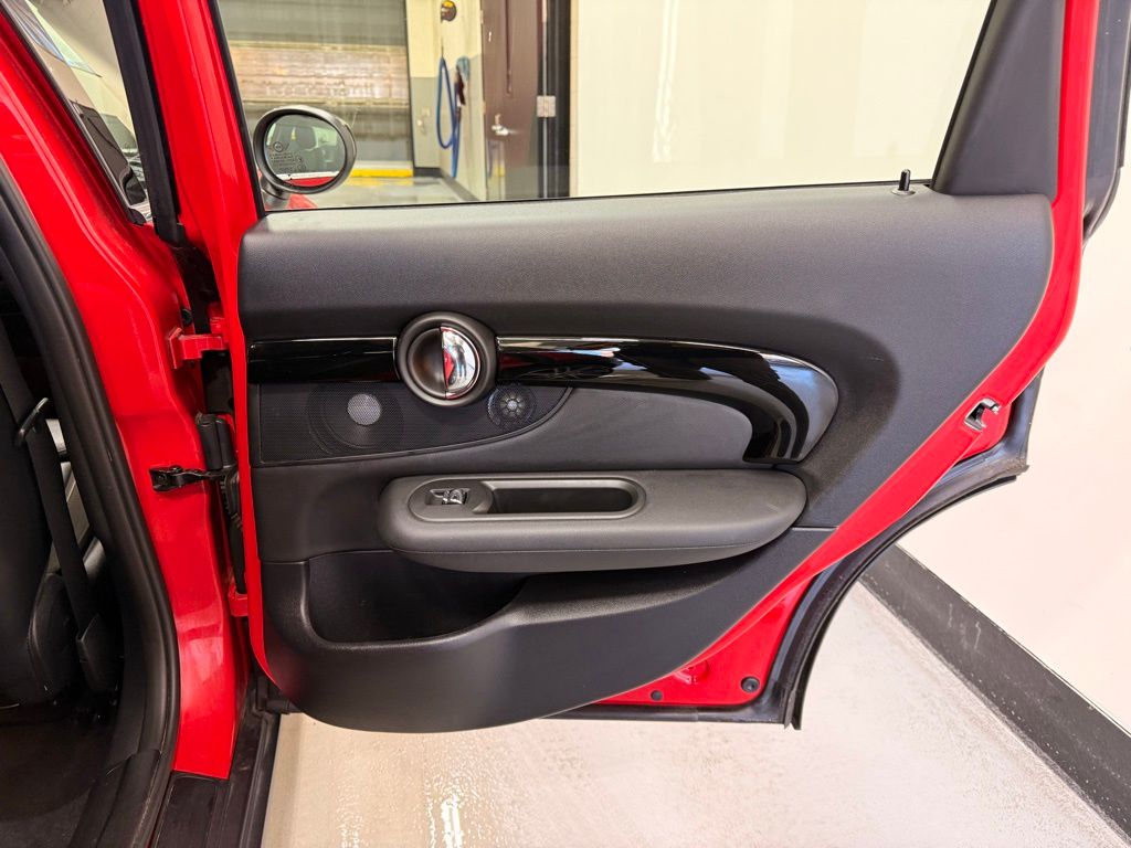 Thumbnail: 2023 MINI Cooper Clubman - 26