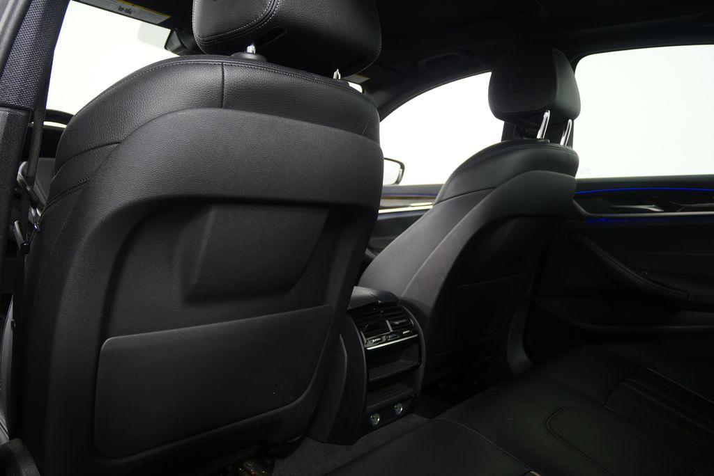 Thumbnail: 2019 BMW 5 Series - 17