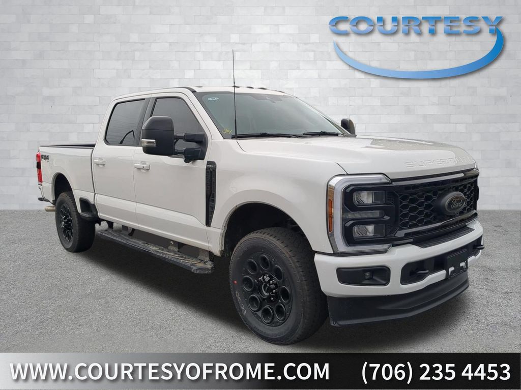 Star White Metallic Tri-Coat 2025 Ford F-350 Super Duty Pickup Truck Four-Wheel Drive Automatic